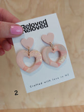 Load image into Gallery viewer, Ear Bling - Sweet hearts

