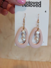 Load image into Gallery viewer, Ear Bling - Ombre Lover
